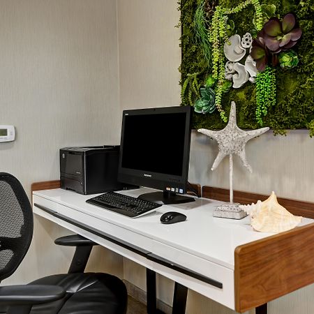 Holiday Inn Express Newport Beach By Ihg Luaran gambar