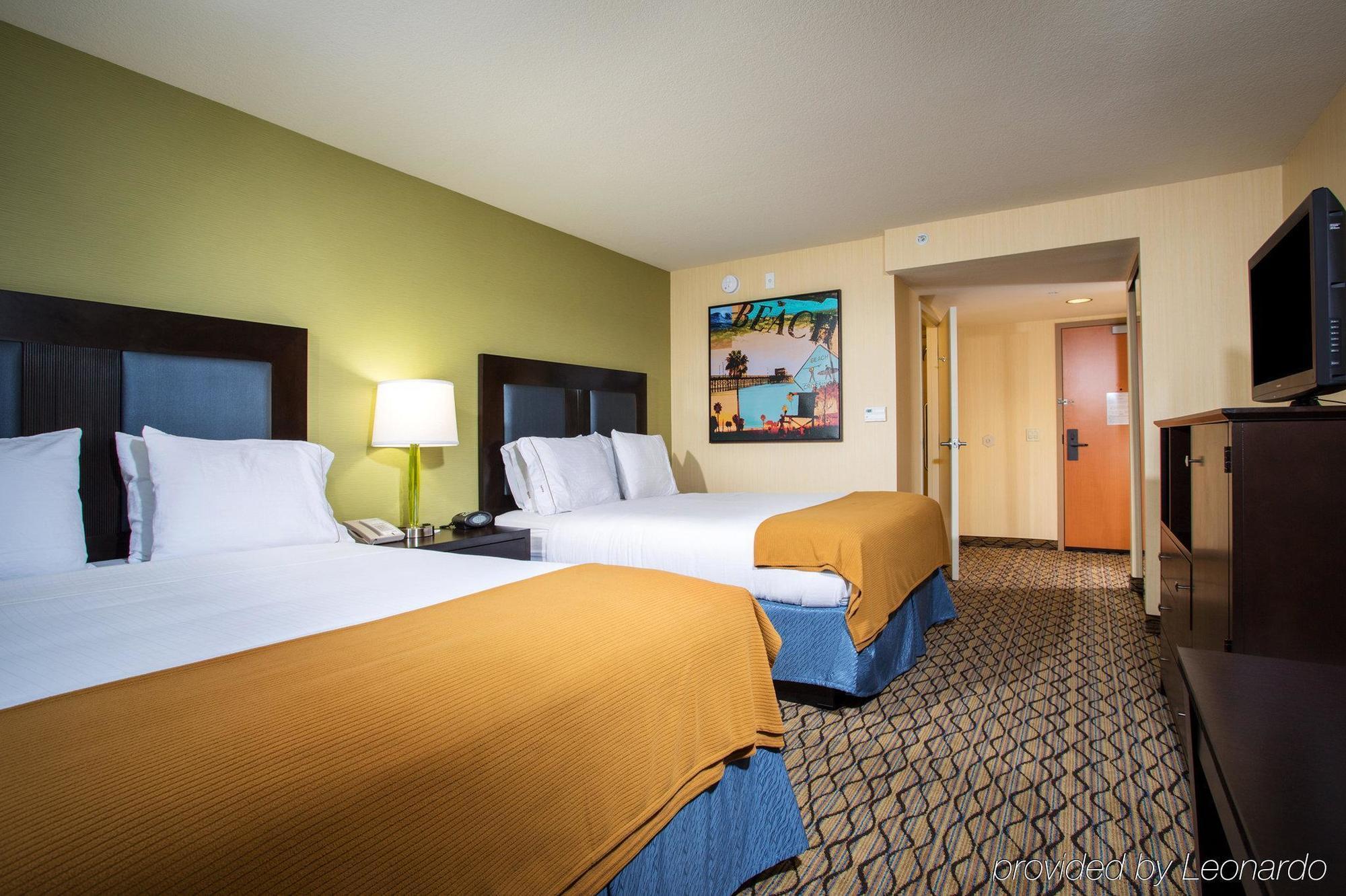 Holiday Inn Express Newport Beach By Ihg Luaran gambar