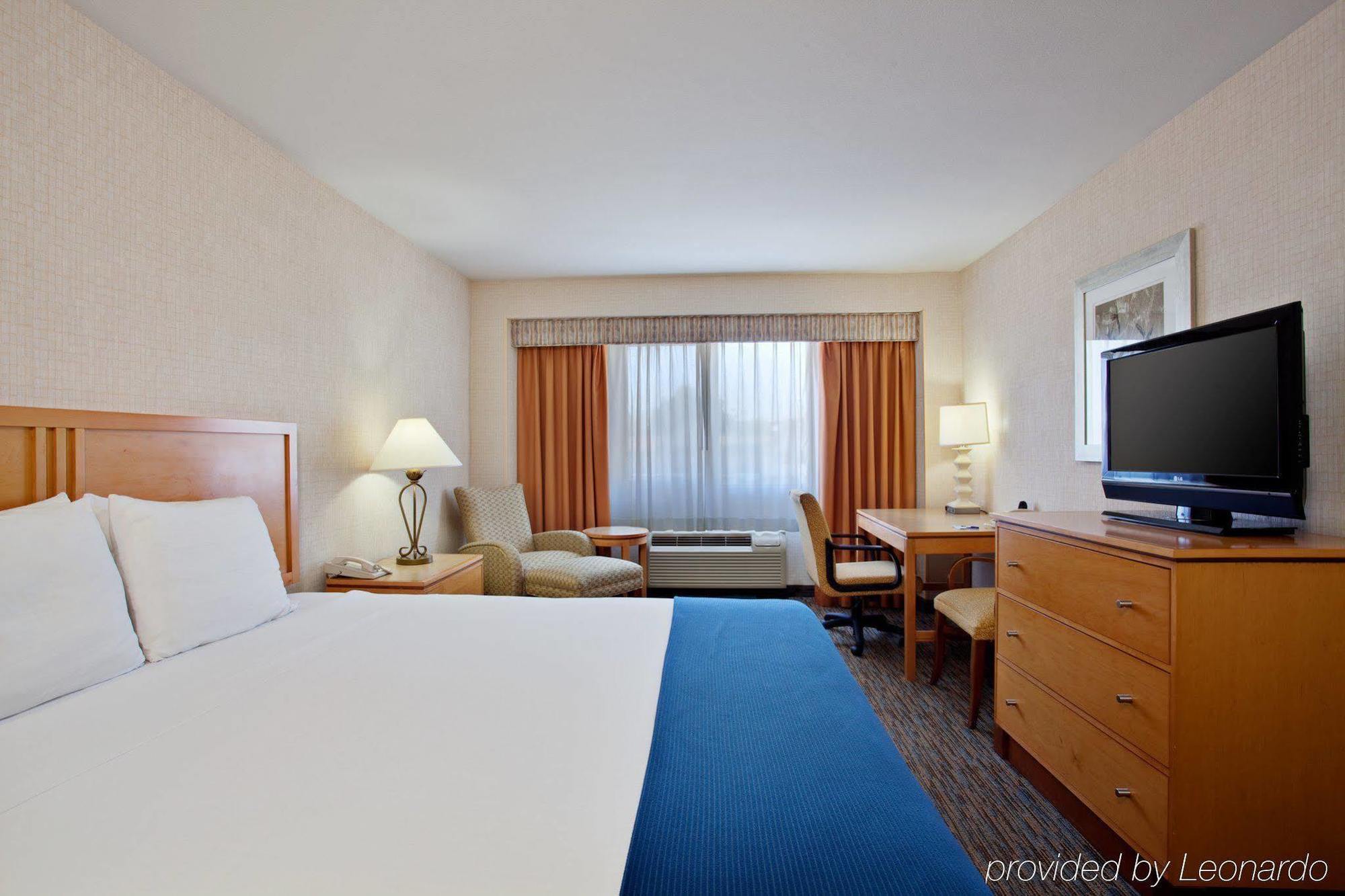 Holiday Inn Express Newport Beach By Ihg Luaran gambar