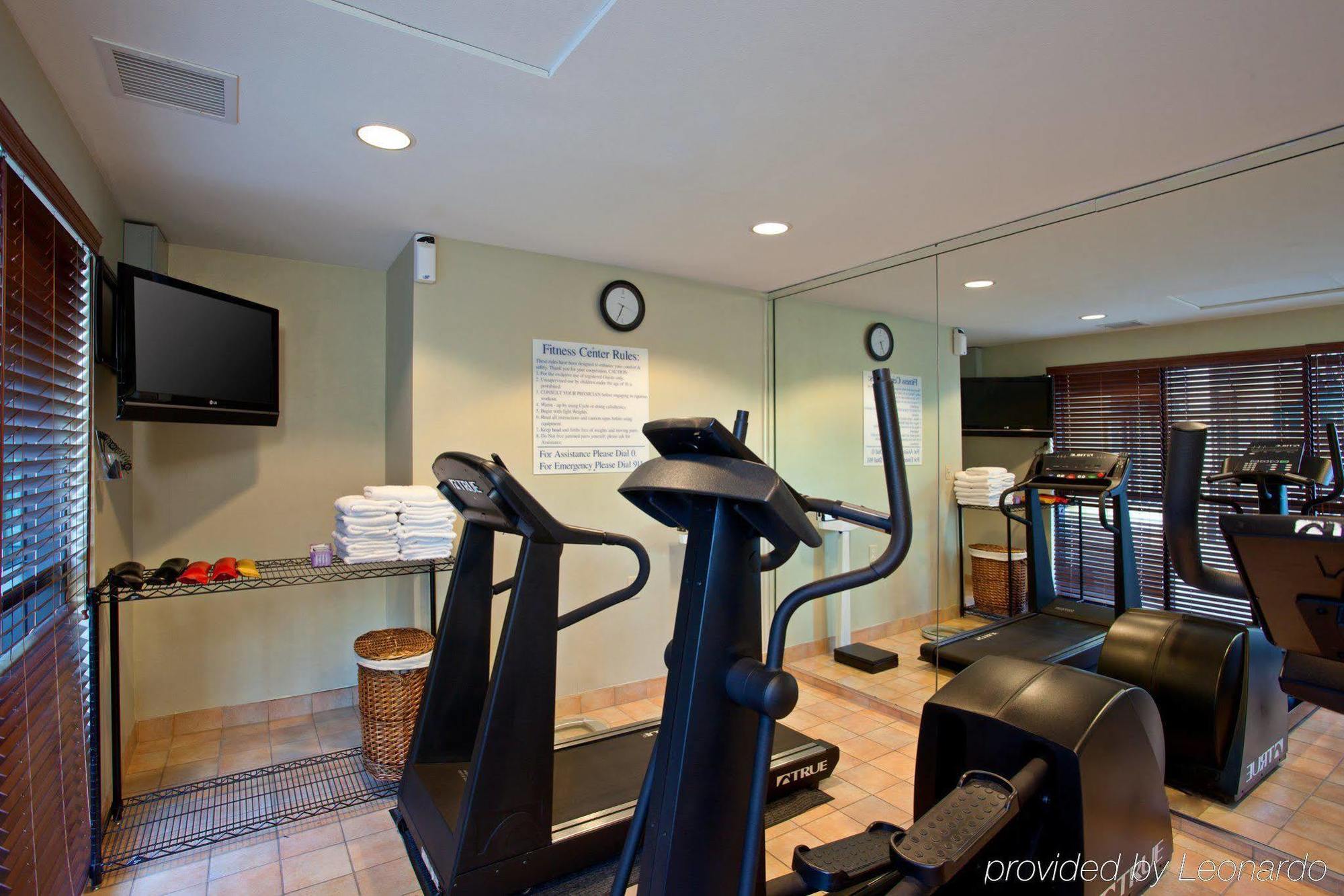 Holiday Inn Express Newport Beach By Ihg Kemudahan gambar