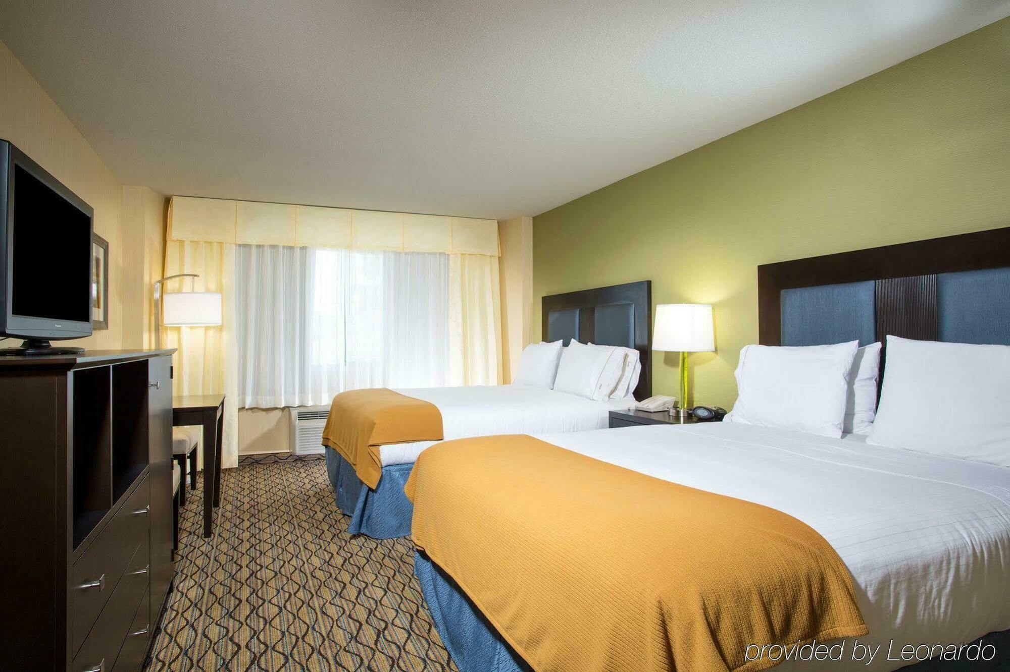 Holiday Inn Express Newport Beach By Ihg Luaran gambar